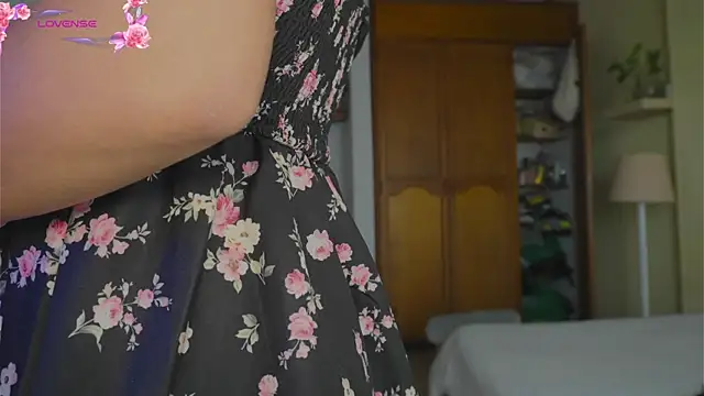 GabriSaenz online show from June 2026 01:21:01 PM
