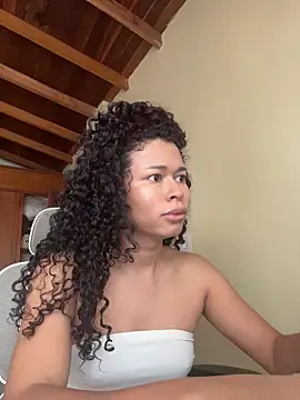 GabriSaenz online show from March 2026 01:02:02 PM