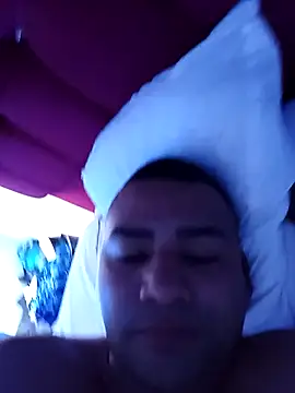 EISONREINA11 online show from October 2025 01:34:01 PM