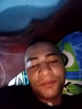 EISONREINA11 online show from November 2025 01:15:01 PM