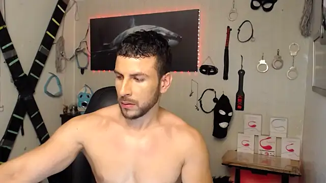 bayronfit online show from May 2026 10:30:01 PM
