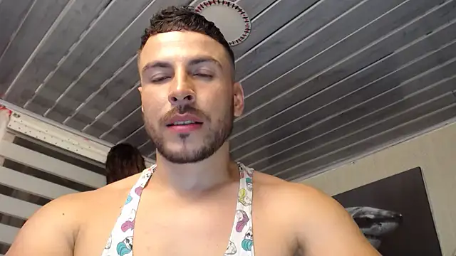 bayronfit online show from June 2026 01:06:01 AM