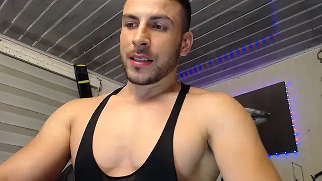 bayronfit online show from May 2026 12:58:02 AM