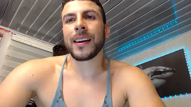 bayronfit online show from May 2026 12:43:01 AM