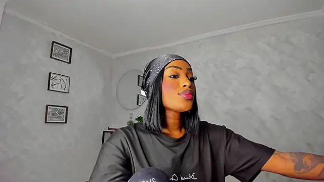 Emattaylor online show from December 2025 11:03:01 AM