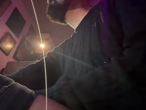 Snapshot of htk1975 chatting on December 2025 10:09:01 AM htk1975 online show from December 2025 10:09:01 AM