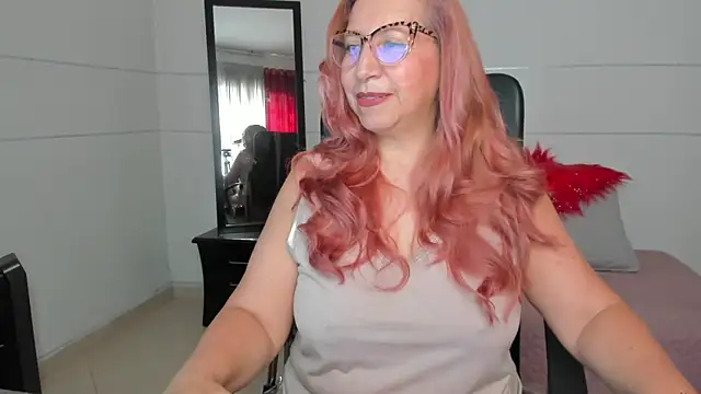 Snapshot of vaalery_sweet chatting on December 2024 03:43:02 PM vaalery sweet online show from December 2024 03:43:02 PM