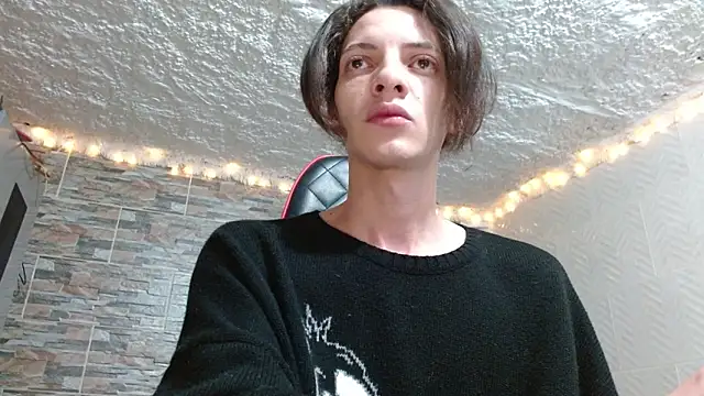 Snapshot of omar_alurba chatting on December 2025 11:32:02 PM omar alurba online show from December 2025 11:32:02 PM