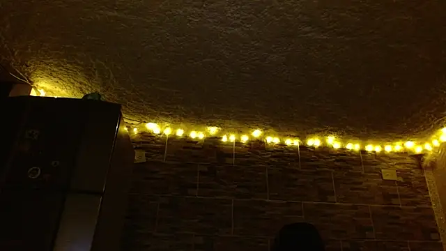 omar alurba online show from April 2026 01:45:02 AM