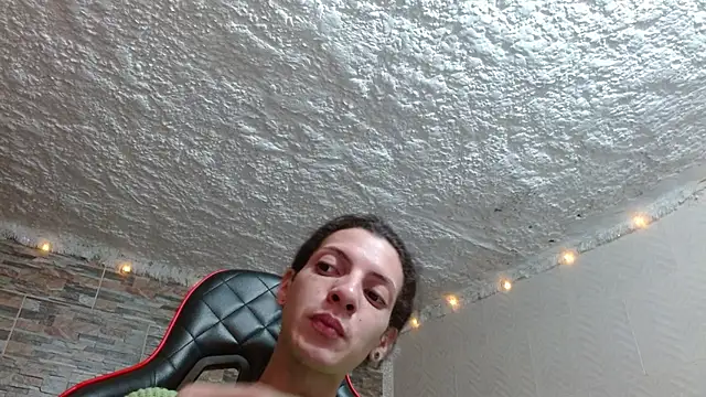 Snapshot of omar_alurba chatting on November 2025 08:18:02 PM omar alurba online show from November 2025 08:18:02 PM