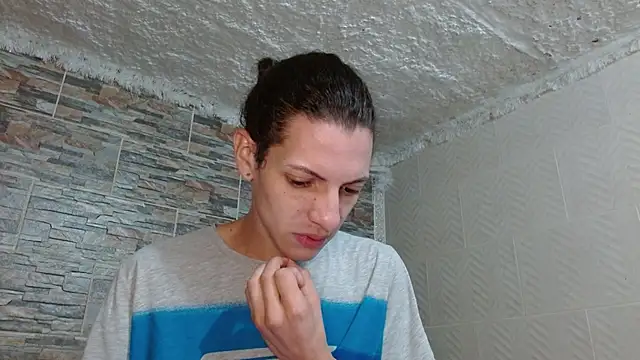 Snapshot of omar_alurba chatting on November 2025 03:23:02 PM omar alurba online show from November 2025 03:23:02 PM