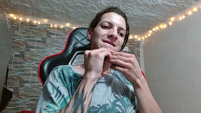 Snapshot of omar_alurba chatting on November 2025 11:16:02 PM omar alurba online show from November 2025 11:16:02 PM