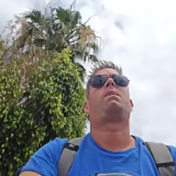 Trucker Hunter online show from April 2026 12:28:01 PM