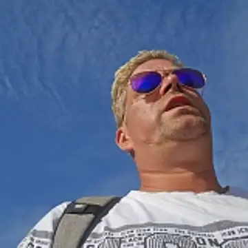 Trucker Hunter online show from October 2025 04:08:02 PM