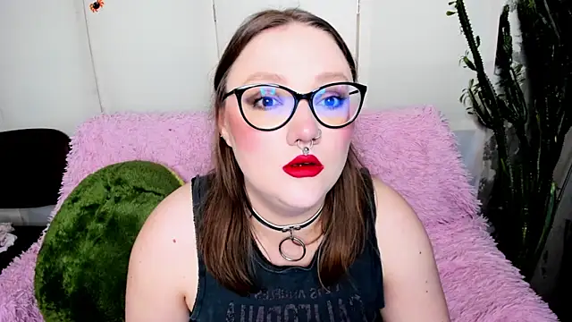 Snapshot of YourDyingBride chatting on September 2025 05:47:02 AM YourDyingBride online show from September 2025 05:47:02 AM