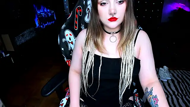 Snapshot of YourDyingBride chatting on January 2025 02:57:01 PM YourDyingBride online show from January 2025 02:57:01 PM