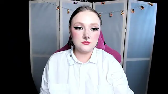 Snapshot of YourDyingBride chatting on November 2025 09:18:01 PM YourDyingBride online show from November 2025 09:18:01 PM