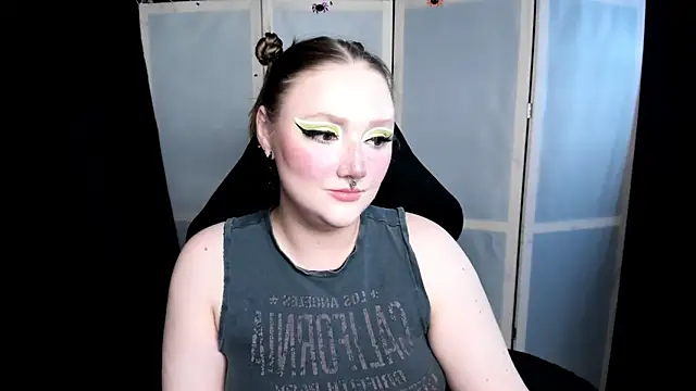 Snapshot of YourDyingBride chatting on November 2025 01:54:01 AM YourDyingBride online show from November 2025 01:54:01 AM