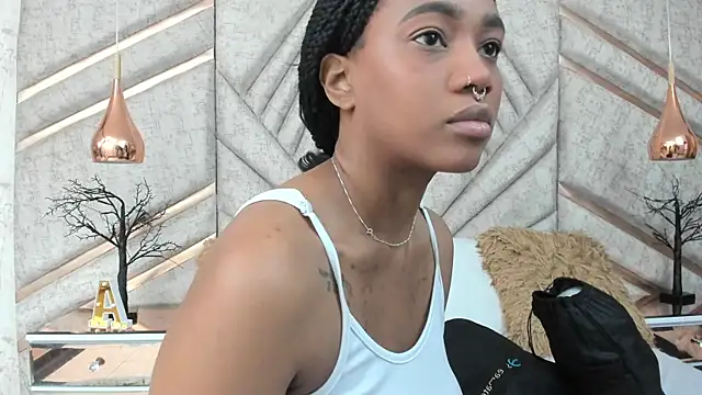 Snapshot of AgataRinaldi chatting on February 2026 03:01:02 PM AgataRinaldi online show from February 2026 03:01:02 PM