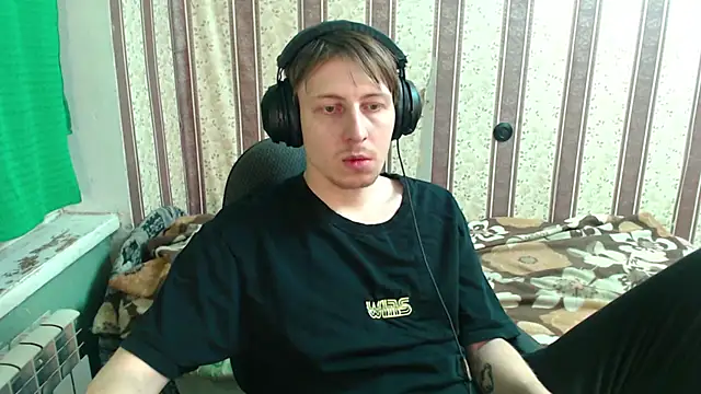 darienlarge online show from October 2025 04:28:02 PM