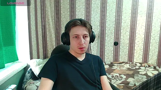 darienlarge online show from November 2025 10:04:02 AM