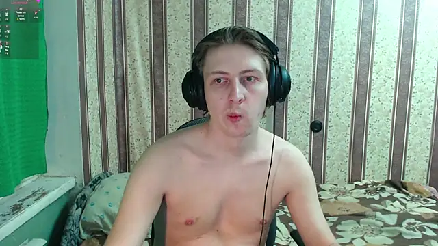 darienlarge online show from October 2025 08:07:01 PM