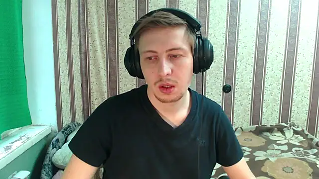 darienlarge online show from November 2025 07:34:01 AM