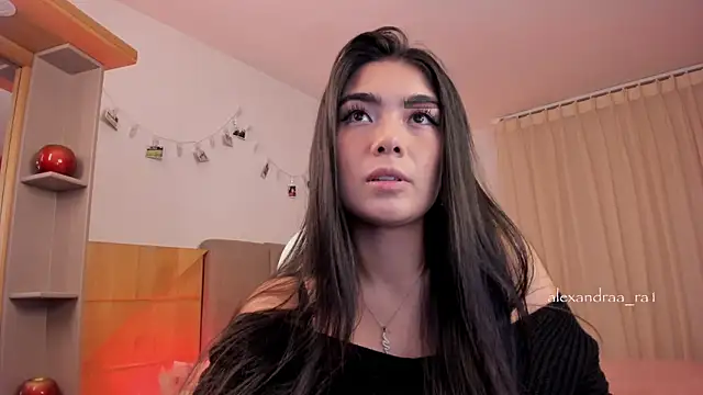 Snapshot of Alexandra_ra chatting on September 2025 11:11:02 PM Alexandra ra online show from September 2025 11:11:02 PM