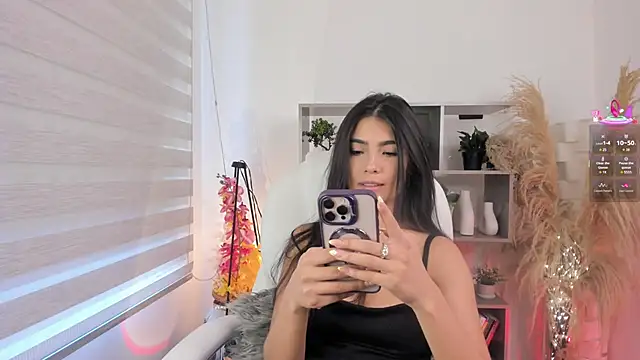 Alexandra ra online show from February 2026 09:26:01 PM