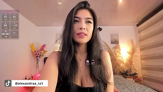 Snapshot of Alexandra_ra chatting on March 2025 12:42:01 AM Alexandra ra online show from March 2025 12:42:01 AM