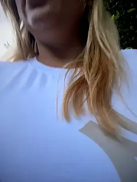Snapshot of sammyqueenx21 chatting on July 2026 11:29:01 AM sammyqueenx21 online show from July 2026 11:29:01 AM