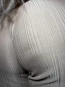 Snapshot of sammyqueenx21 chatting on February 2026 01:35:02 PM sammyqueenx21 online show from February 2026 01:35:02 PM