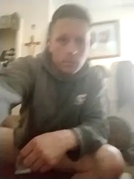 curiouscock38 online show from March 2025 06:18:01 PM