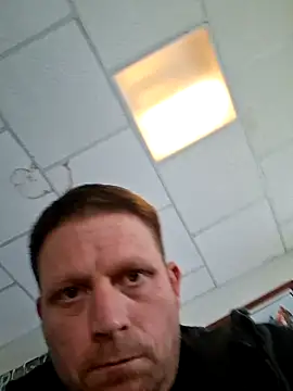 curiouscock38 online show from November 2025 01:33:02 PM