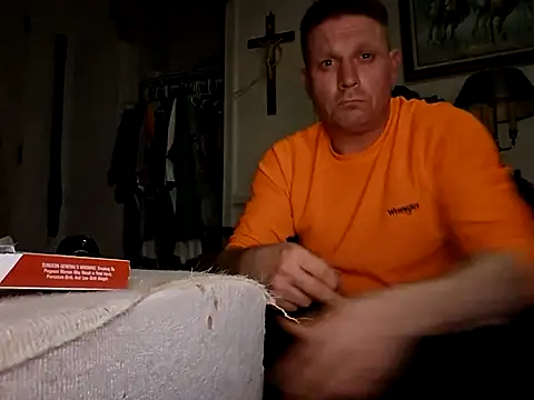 curiouscock38 online show from April 2026 07:32:02 AM