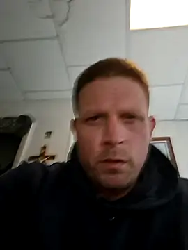 curiouscock38 online show from October 2025 09:43:02 PM