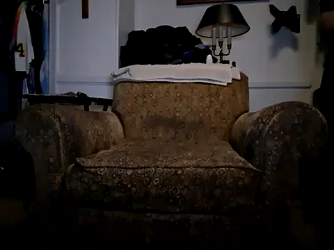 curiouscock38 online show from December 2025 11:09:01 AM