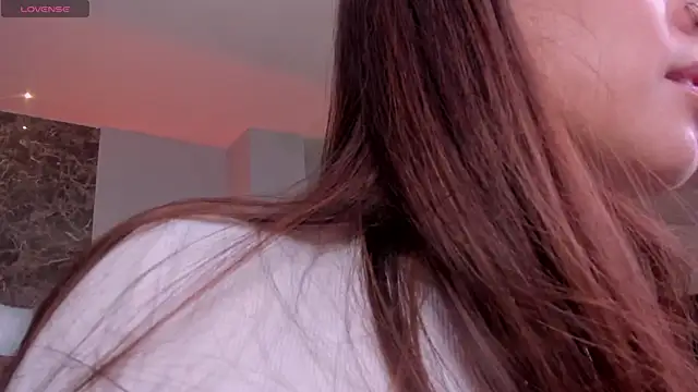 Snapshot of ErikaBenz_ chatting on June 2026 08:17:01 PM ErikaBenz online show from June 2026 08:17:01 PM