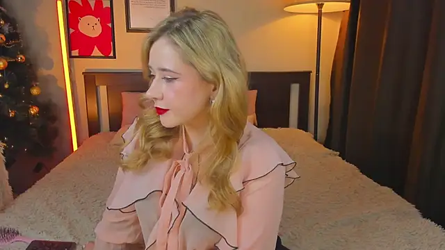 Lav Tender online show from December 2025 09:26:01 PM