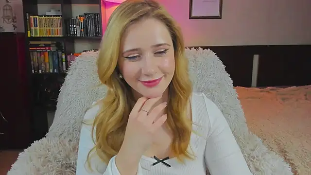 Lav Tender online show from September 2025 09:51:02 PM