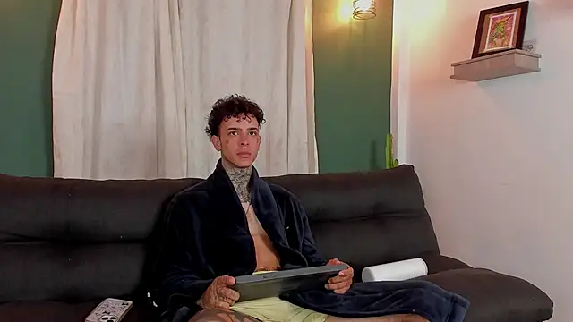 Aron ford online show from November 2025 08:17:02 AM