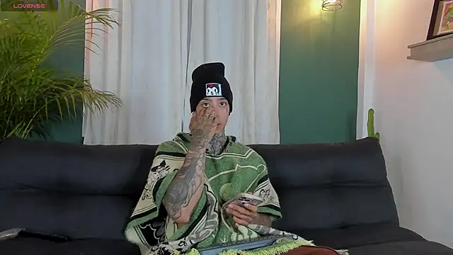 Aron ford online show from November 2025 12:20:01 PM