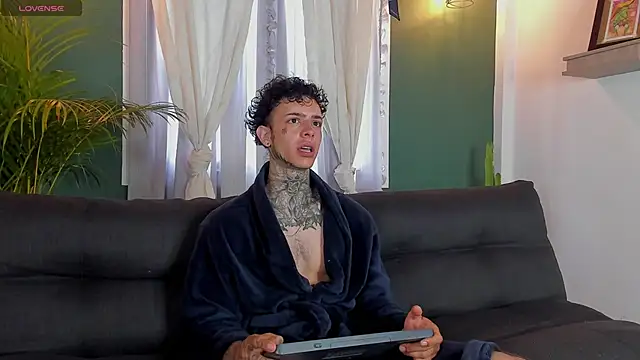 Aron ford online show from November 2025 12:31:02 PM