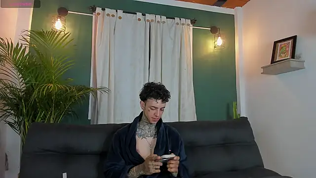 Aron ford online show from November 2025 09:58:02 AM