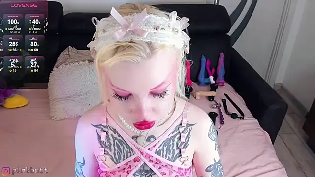 Snapshot of HelenGoat chatting on January 2025 11:51:01 PM HelenGoat online show from January 2025 11:51:01 PM