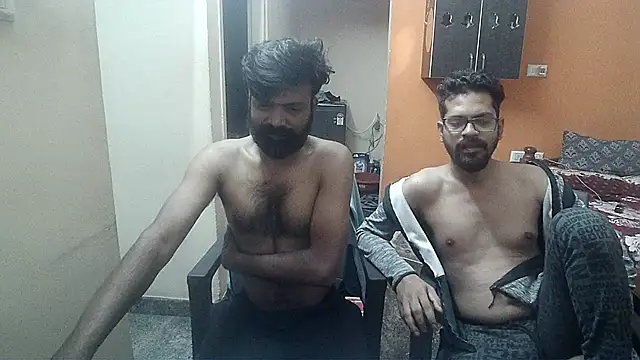 Snapshot of Indiaguy4u chatting on December 2024 06:20:01 PM Indiaguy4u online show from December 2024 06:20:01 PM