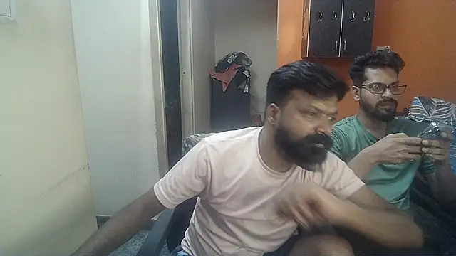 Snapshot of Indiaguy4u chatting on February 2025 05:12:02 PM Indiaguy4u online show from February 2025 05:12:02 PM