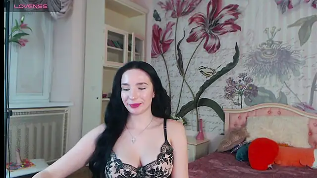 Snapshot of AliciaBow chatting on February 2025 04:08:01 PM AliciaBow online show from February 2025 04:08:01 PM