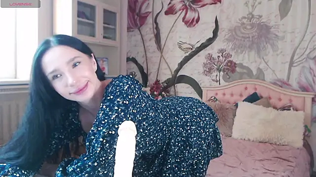 Snapshot of AliciaBow chatting on September 2025 02:00:02 PM AliciaBow online show from September 2025 02:00:02 PM