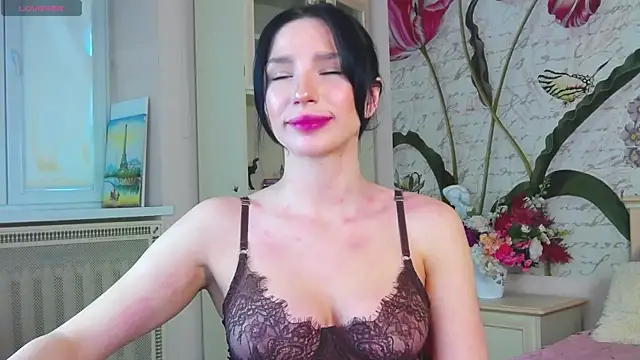 AliciaBow online show from February 2026 02:39:01 PM